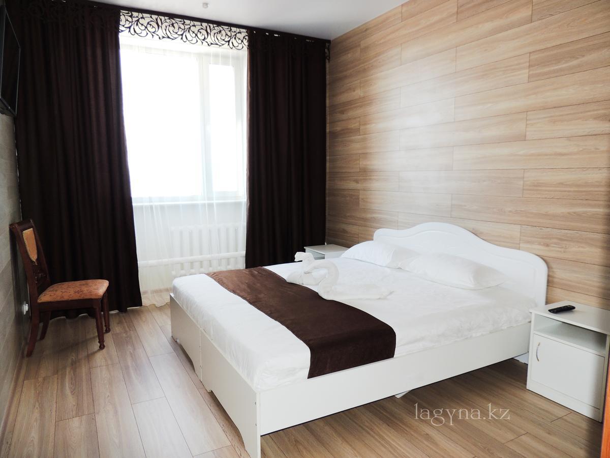 Laguna Hotel คอสตาเนย์ ภายนอก รูปภาพ